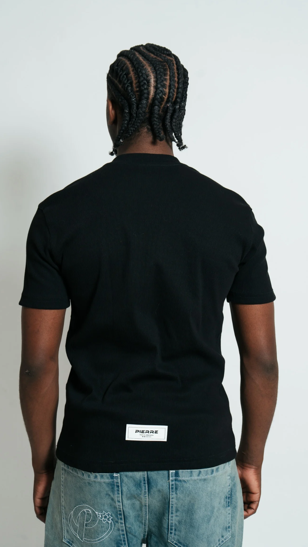 Camiseta Negra Slim Fit RIB