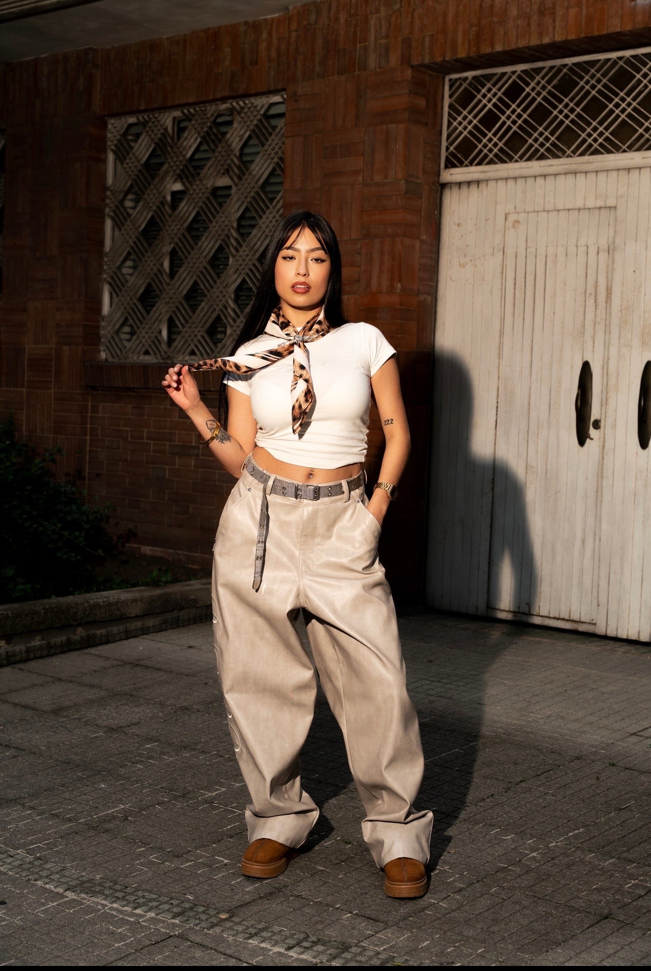 Pantalón Ballon Cuerina Beige