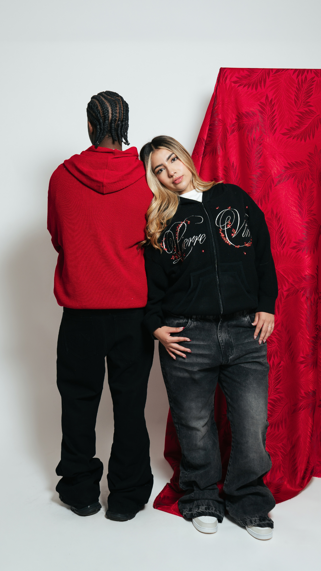 Hoodie Tejido Negro