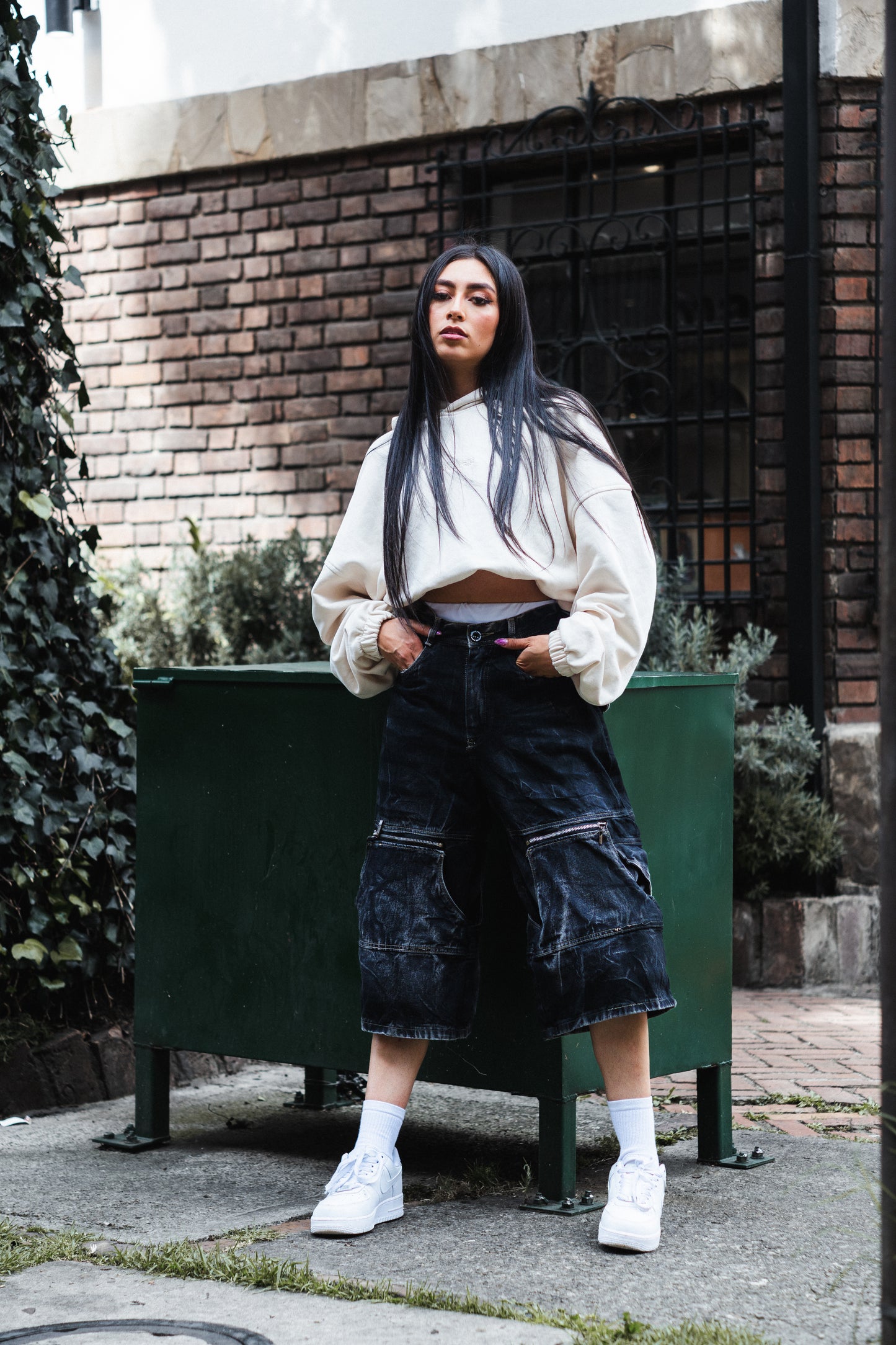 Pantalon Negro Super Baggy X Cannabs