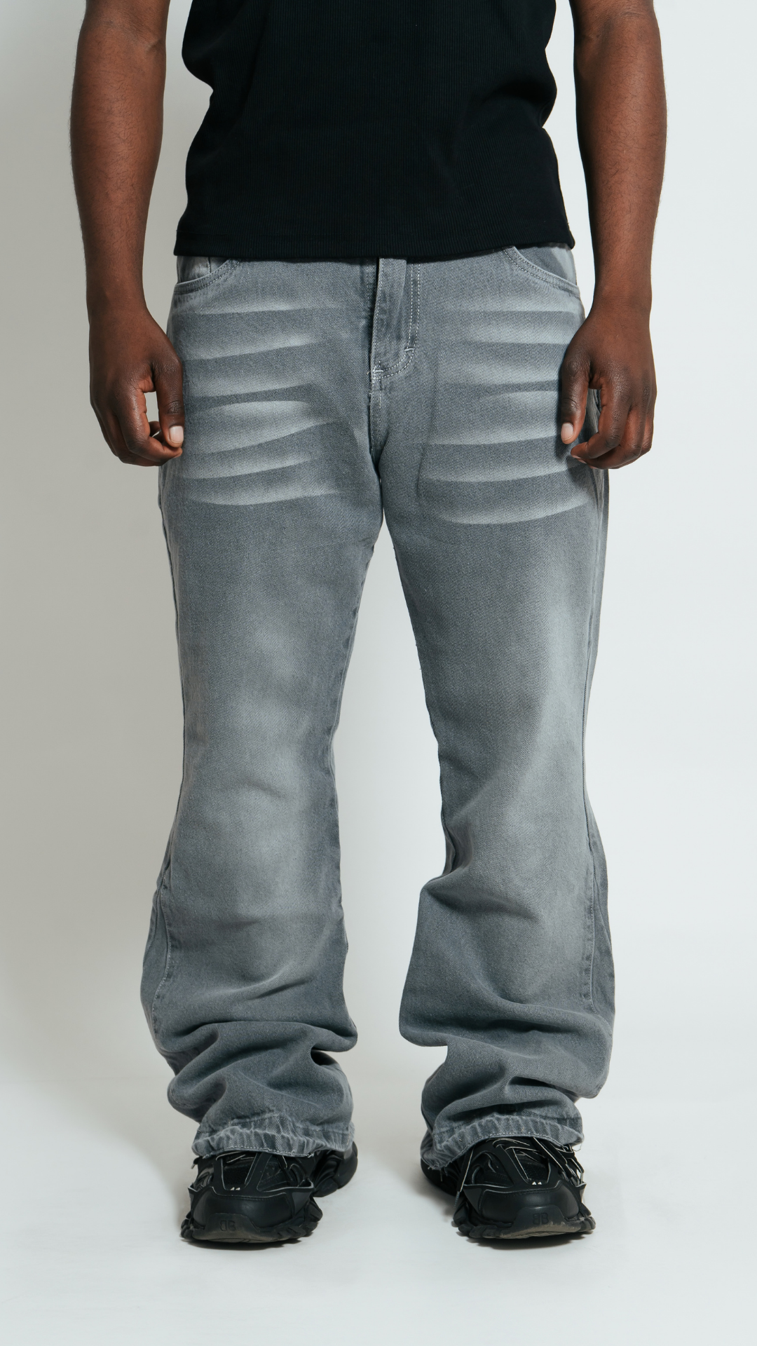 Pantalón Flared Gris Claro